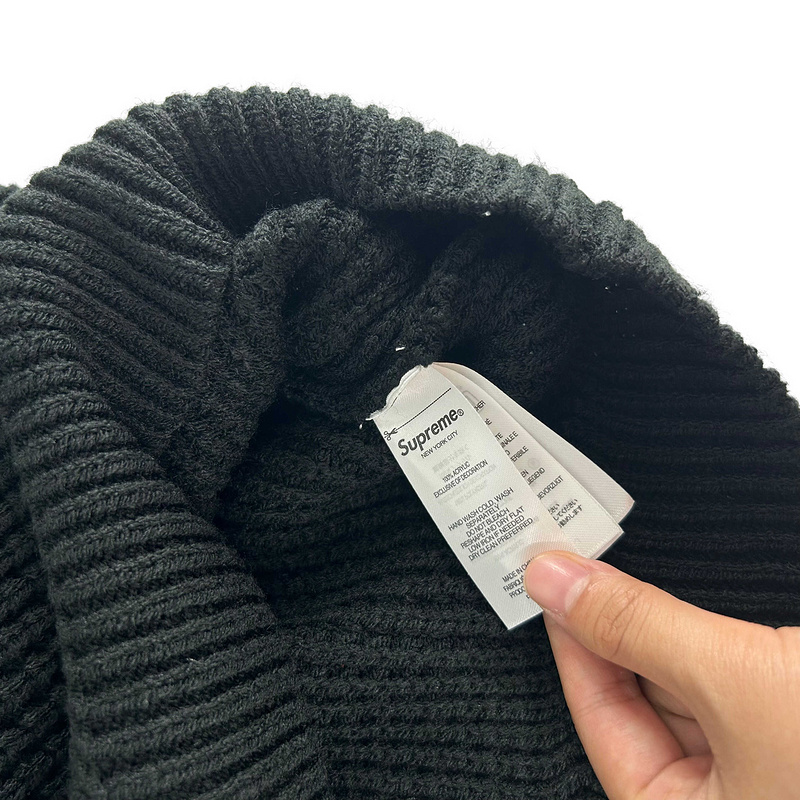 Sup Small logo knit sweater | Yupoo - Image 8