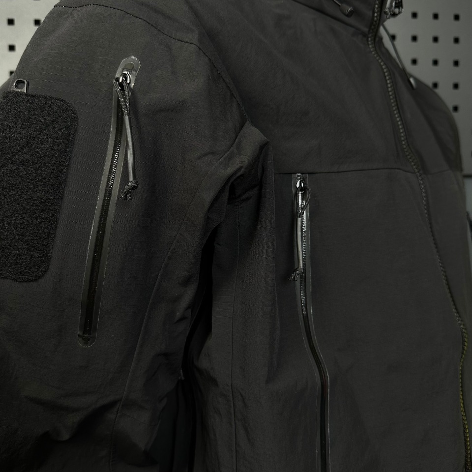 GEN2-Black - Image 19
