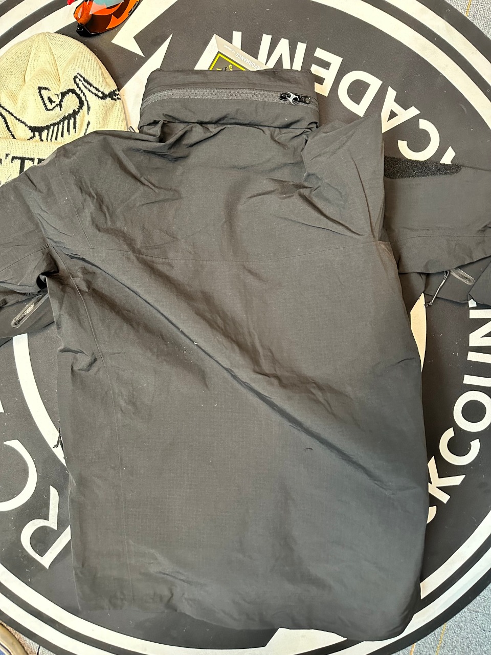 GEN2-Black - Image 28