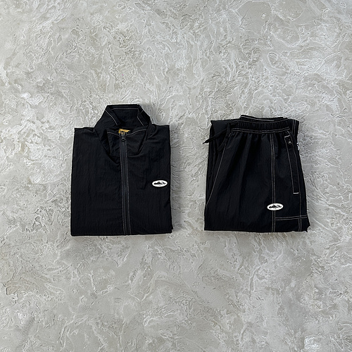 400¥ handball tracksuit 