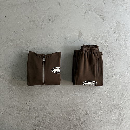 410¥ island puff print zip set-brown 
