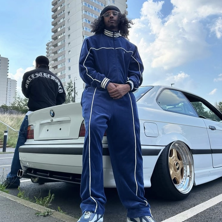 390¥ velour amg set -blue | Yupoo - Image 41