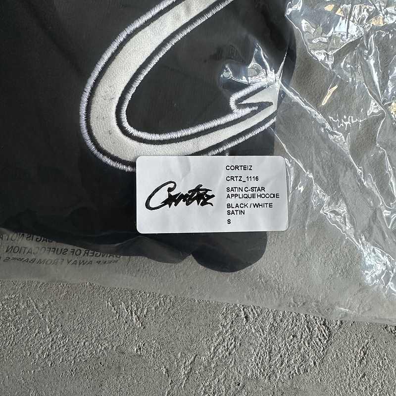 430¥ satin C-star applique suit-black | Yupoo - Image 10