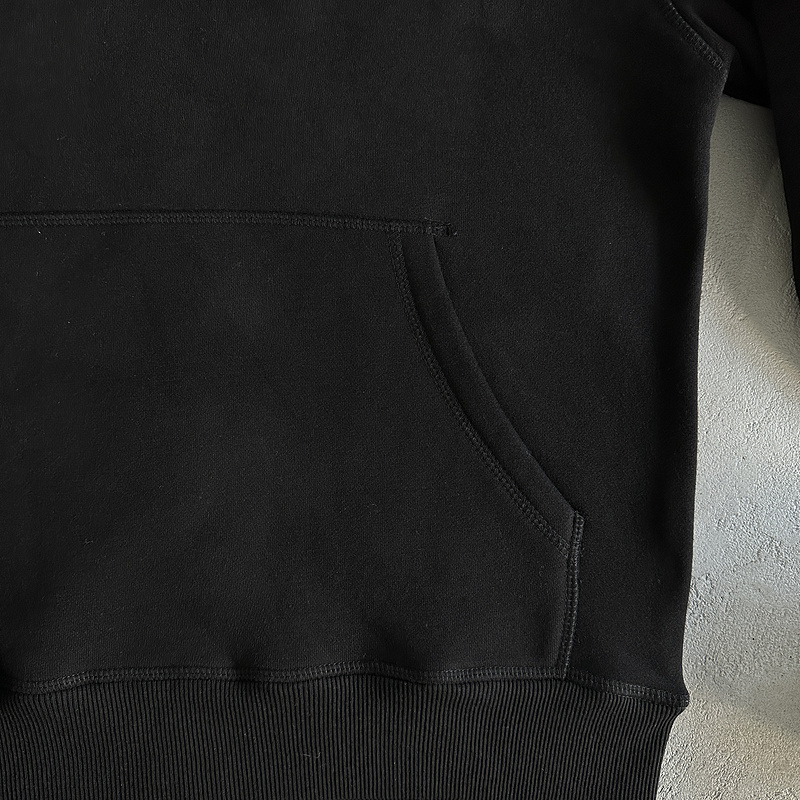 430¥ satin C-star applique suit-black | Yupoo - Image 18