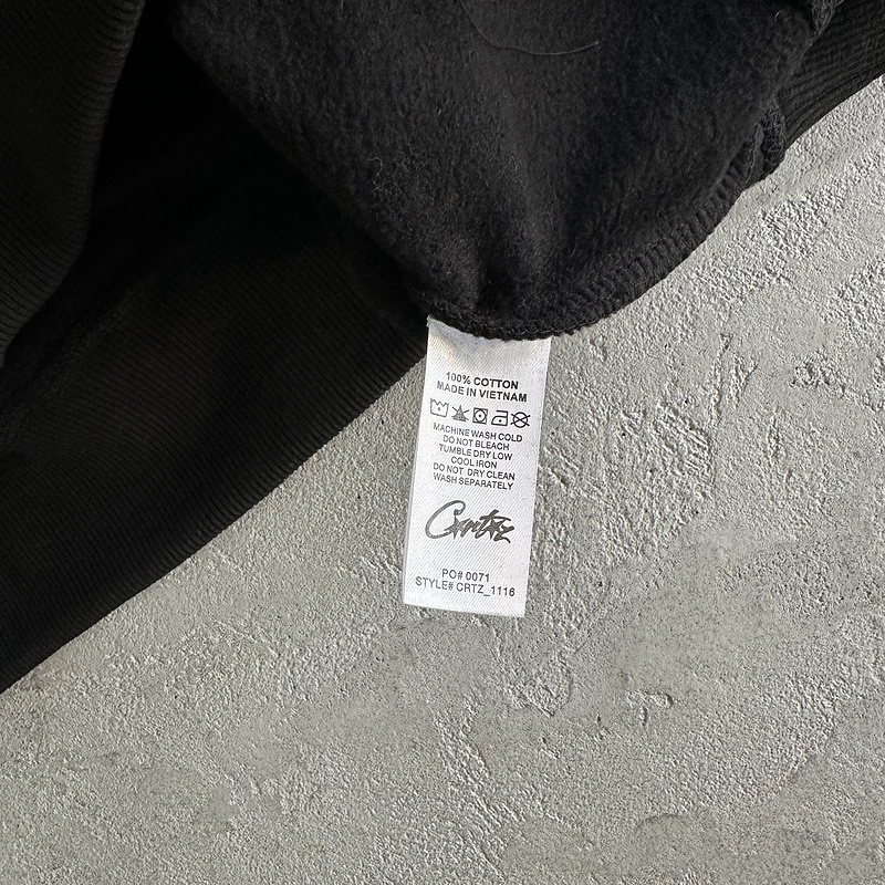 430¥ satin C-star applique suit-black | Yupoo - Image 21