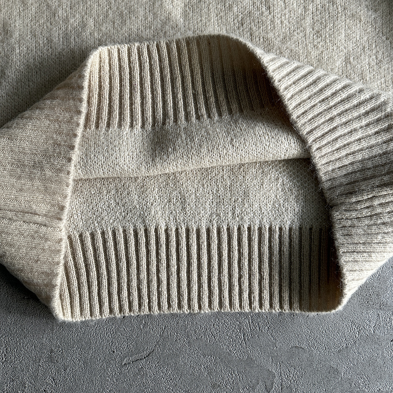 185¥ morehairfuzzy collar sweater-cream | Yupoo - Image 11