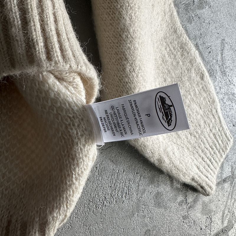 185¥ morehairfuzzy collar sweater-cream | Yupoo - Image 13