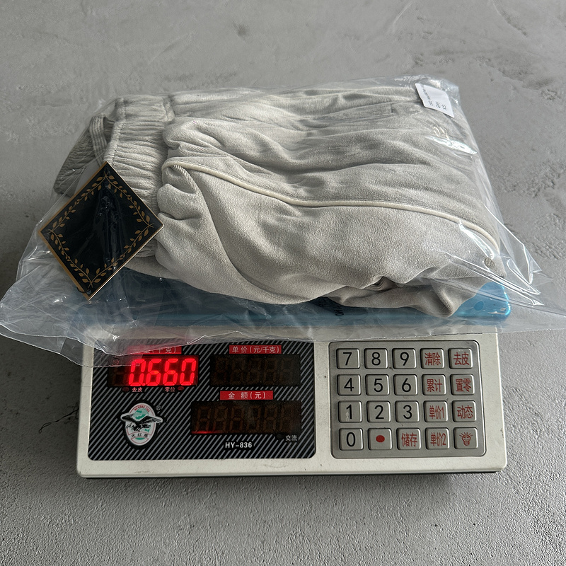 390¥ velour amg set -grey | Yupoo - Image 6