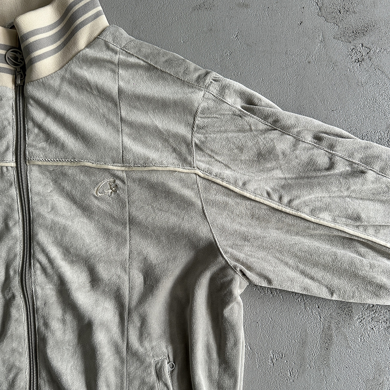 390¥ velour amg set -grey | Yupoo - Image 17