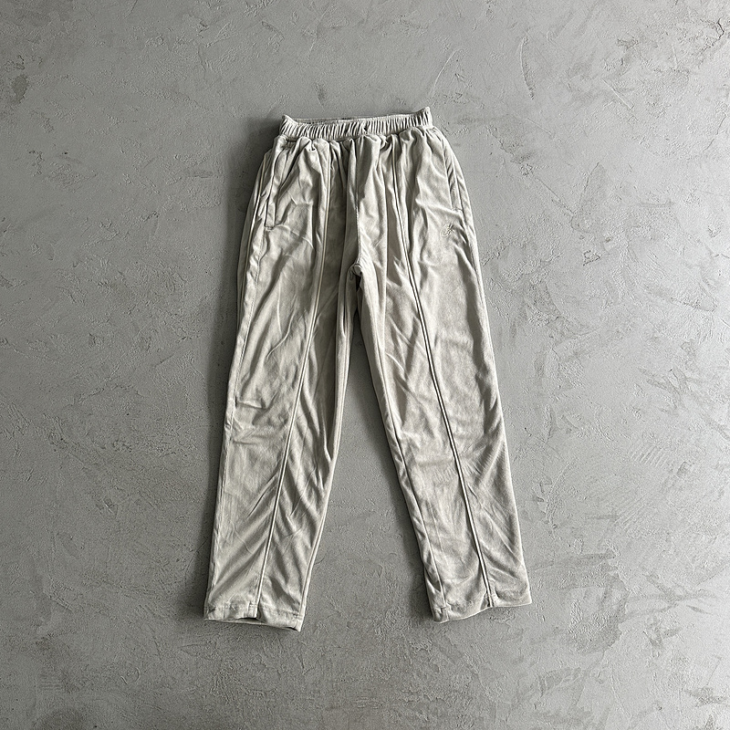 390¥ velour amg set -grey | Yupoo - Image 28