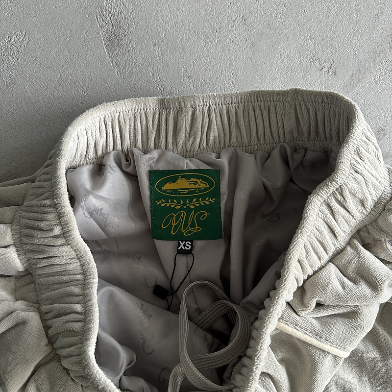 390¥ velour amg set -grey | Yupoo - Image 33