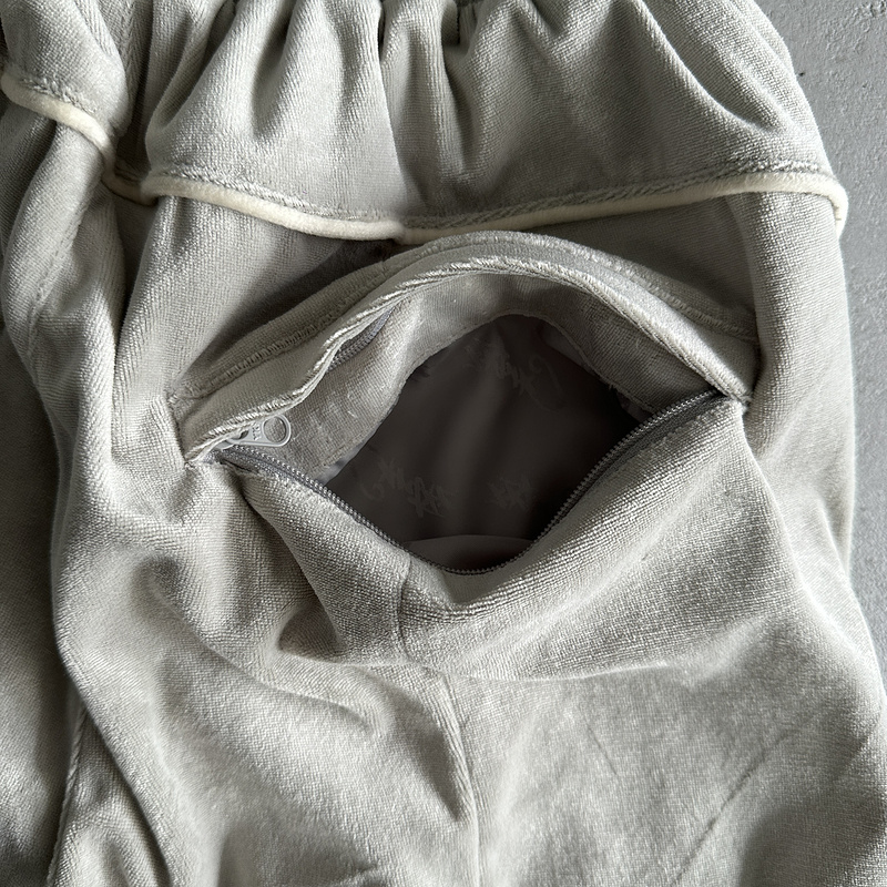 390¥ velour amg set -grey | Yupoo - Image 42