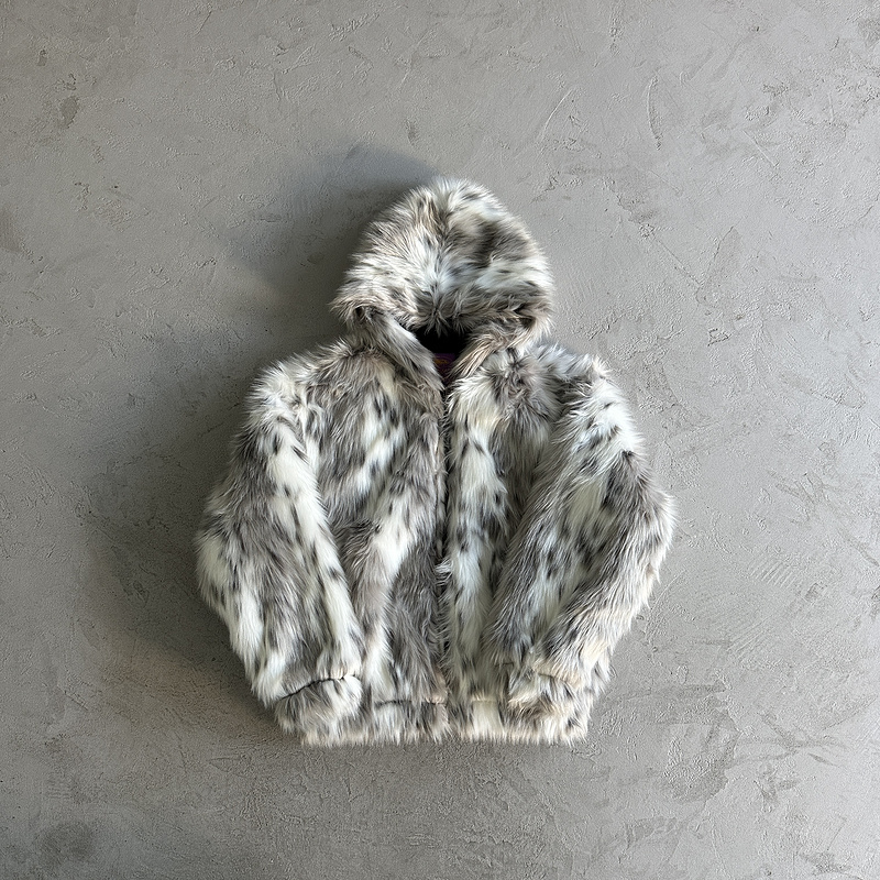 420¥ faux fur hooded jacket | Yupoo - Image 6