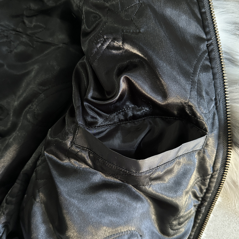 420¥ faux fur hooded jacket | Yupoo - Image 21