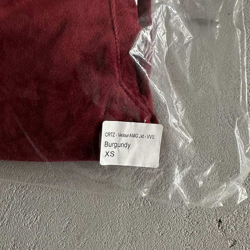 390¥ velour amg set -red | Yupoo - Image 9