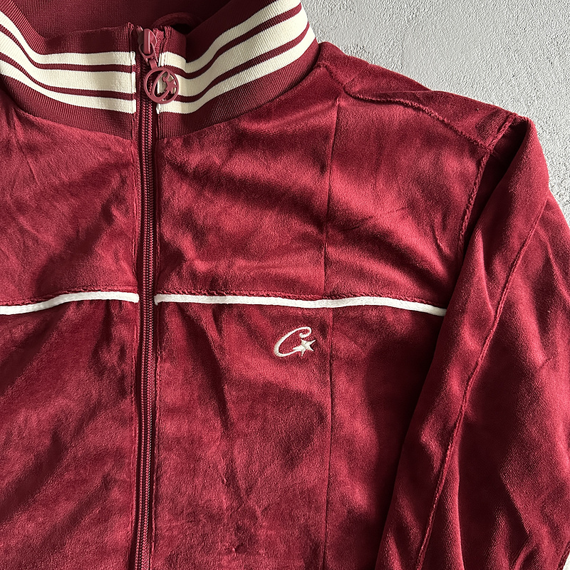 390¥ velour amg set -red | Yupoo - Image 11
