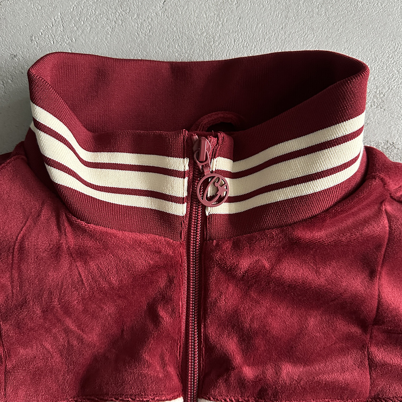 390¥ velour amg set -red | Yupoo - Image 13