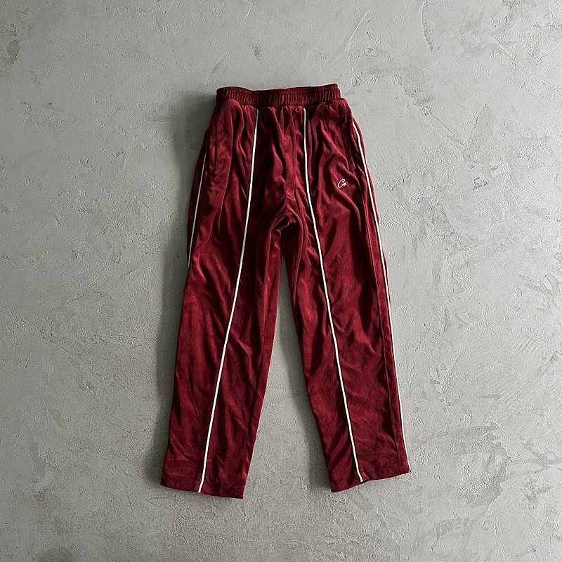390¥ velour amg set -red | Yupoo - Image 24