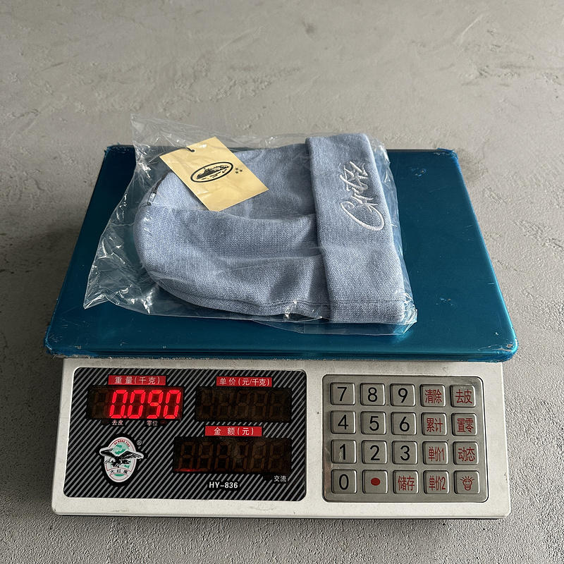 59¥ Demon Embroidered Beanie | Yupoo - Image 2