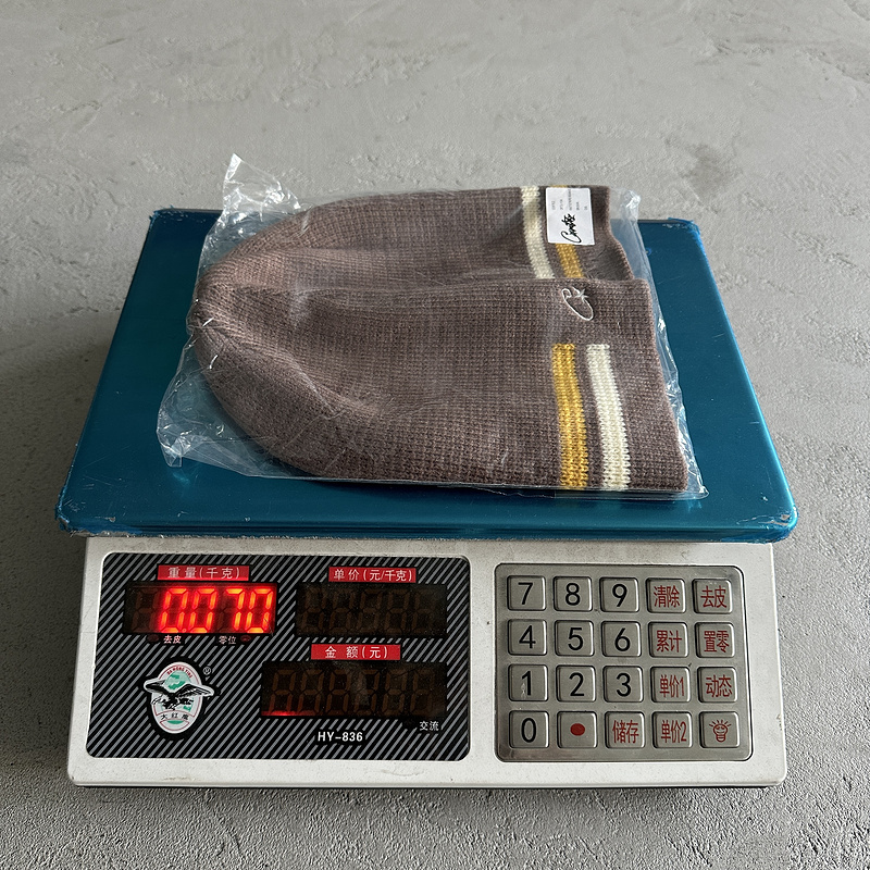 55¥ knit stripe beanie -brown | Yupoo - Image 2