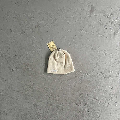 55¥ Side embroidered cold hat 