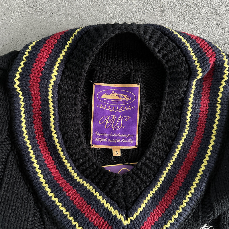 220¥ v-neck sweater | Yupoo - Image 10