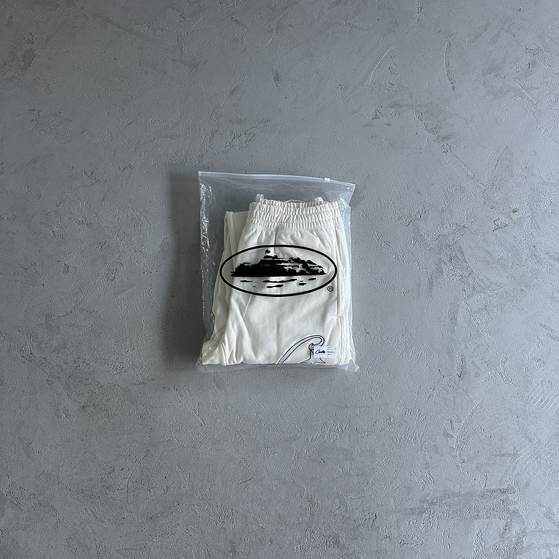 430¥ satin C-star applique suit | Yupoo - Image 8