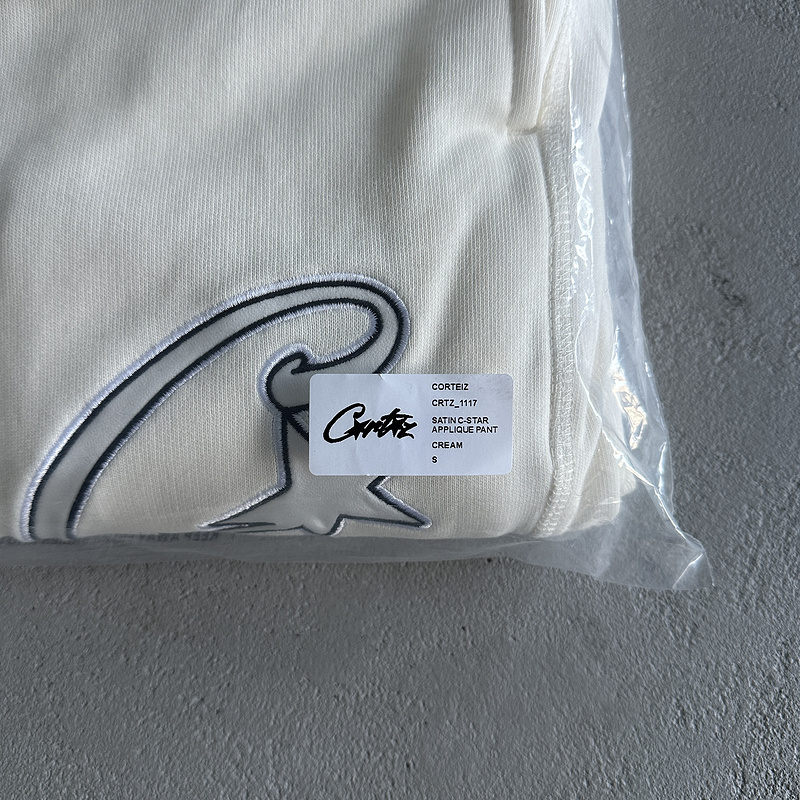 430¥ satin C-star applique suit | Yupoo - Image 10