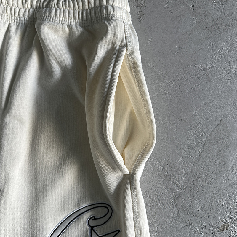 430¥ satin C-star applique suit | Yupoo - Image 26