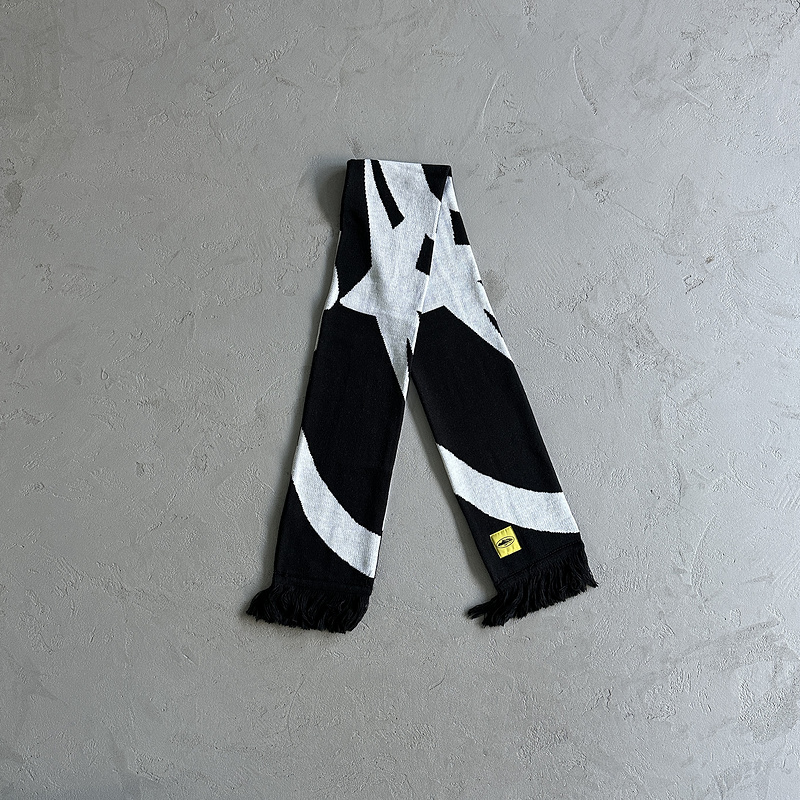 75¥ Black and White Scarf-wraps | Yupoo - Image 4
