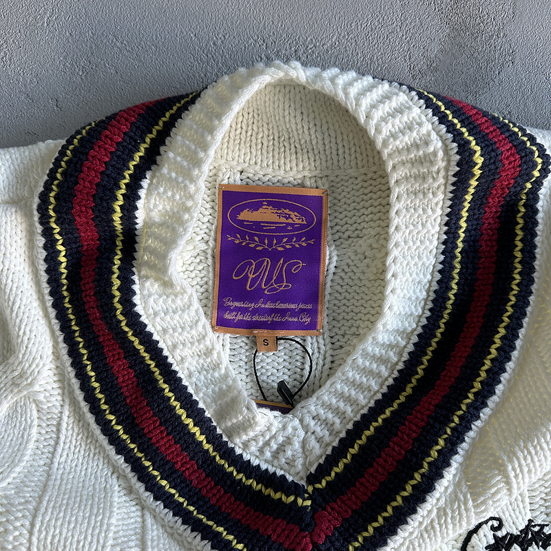 220¥ v-neck sweater | Yupoo - Image 9