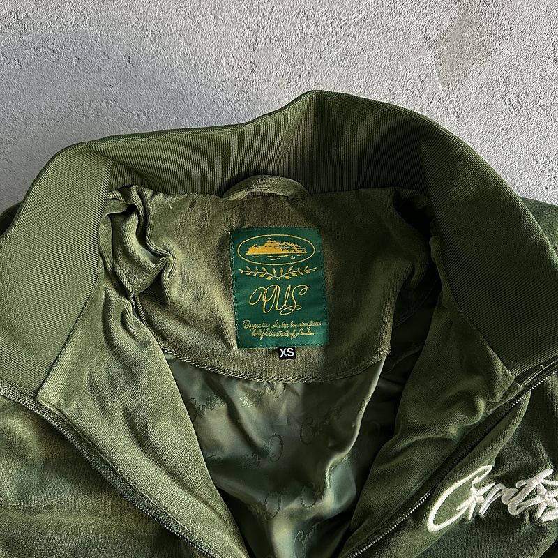 390¥ Velor track set – Green | Yupoo - Image 14