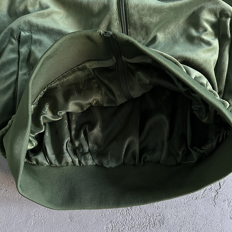 390¥ Velor track set – Green | Yupoo - Image 20