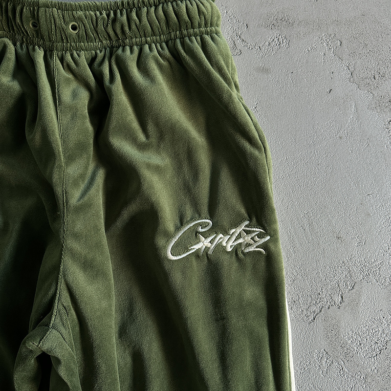 390¥ Velor track set – Green | Yupoo - Image 26