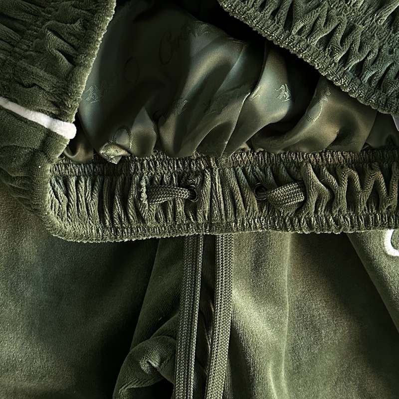 390¥ Velor track set – Green | Yupoo - Image 30