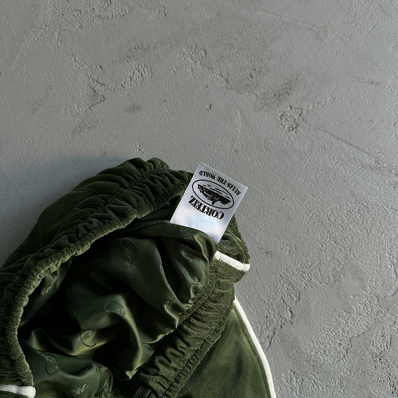 390¥ Velor track set – Green | Yupoo - Image 33