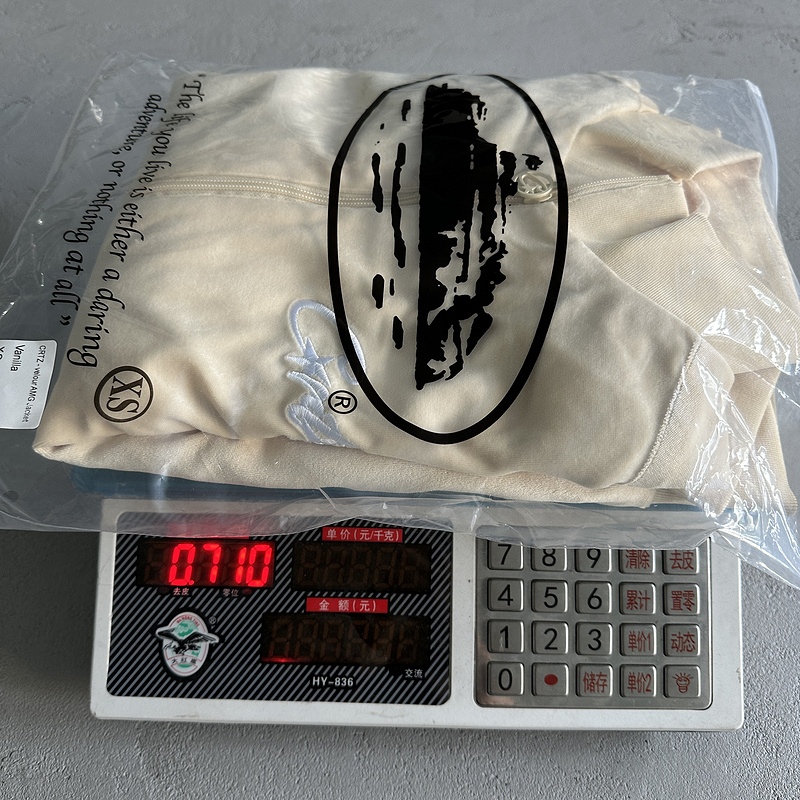 390¥ Velor track set – Cream | Yupoo - Image 5