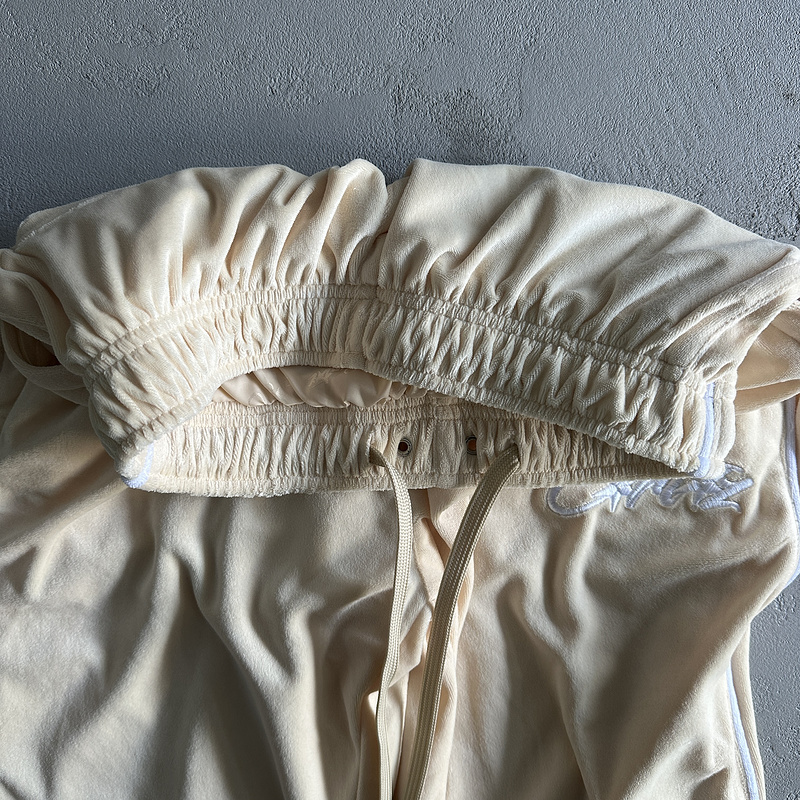 390¥ Velor track set – Cream | Yupoo - Image 33