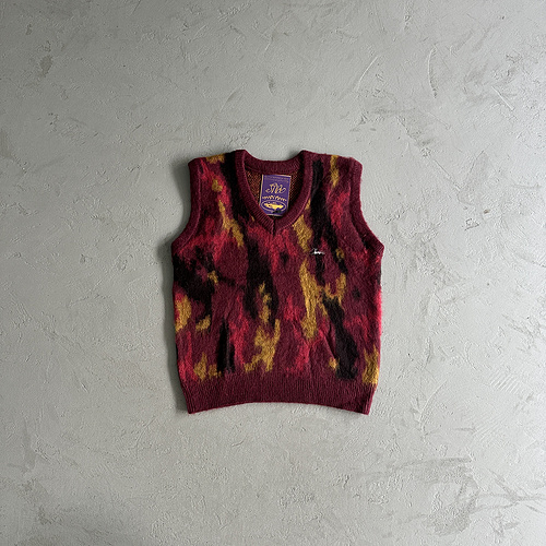 165¥ Mohair Knit Red Yellow Black Camo Sweater Vest