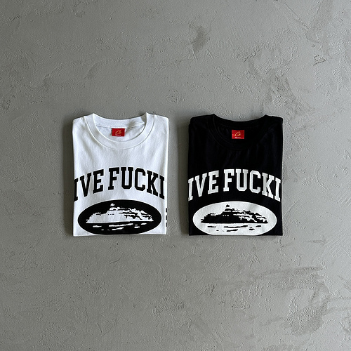 75¥ five fucking  T-shirt 