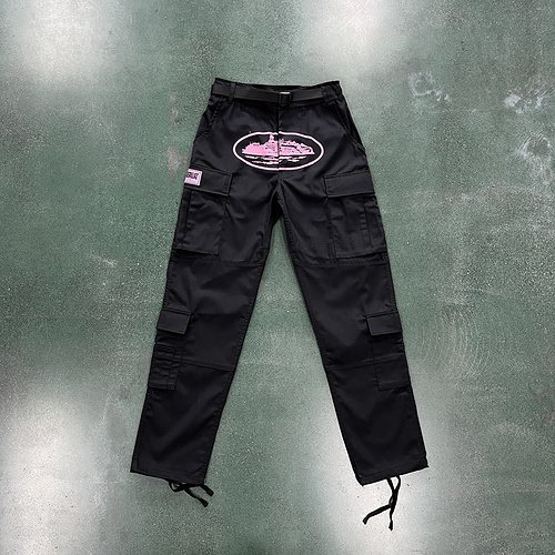 280¥ black  with pink logo cargos 