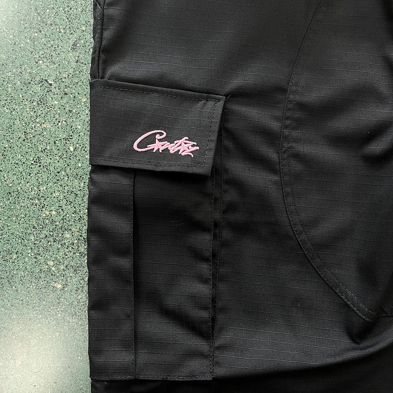 280¥ black  with pink logo cargos | Yupoo - Image 16