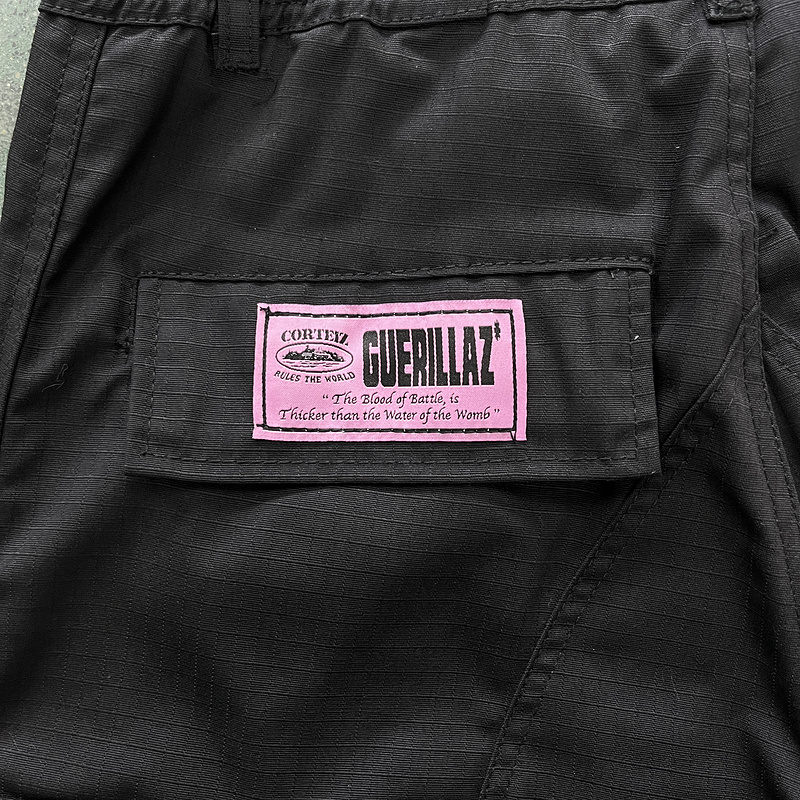 280¥ black  with pink logo cargos | Yupoo - Image 19