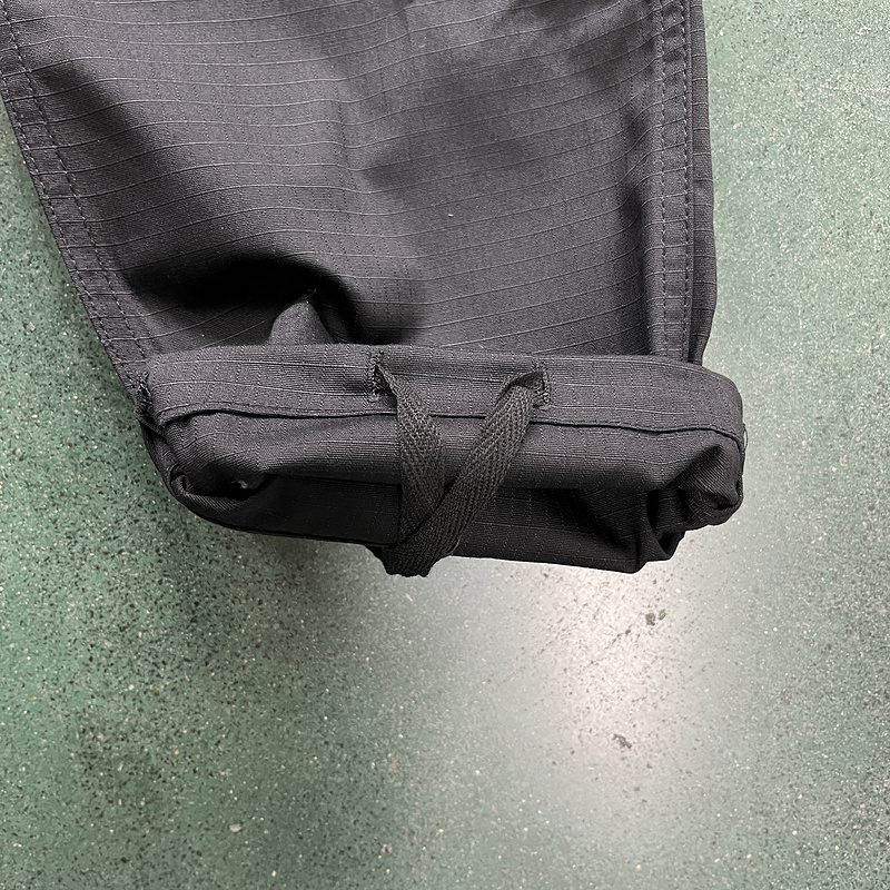 280¥ black  with pink logo cargos | Yupoo - Image 20