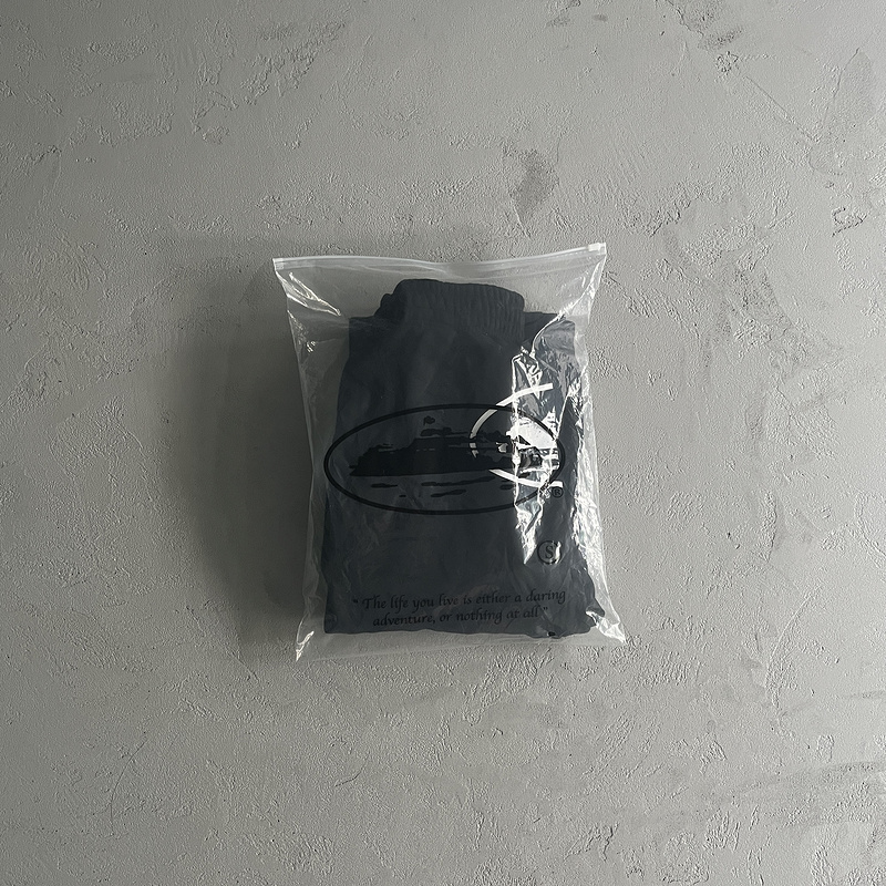 175¥ Alcatraz Basic Jogging Pants | Yupoo - Image 4