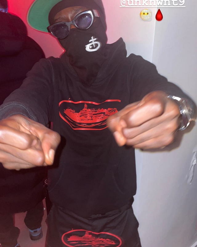 205¥ Alcatraz Basic Hoodie | Yupoo - Image 11