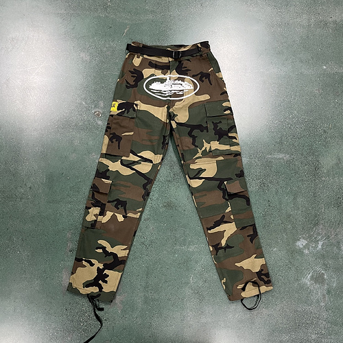 280¥ Camo Cargo Pants 