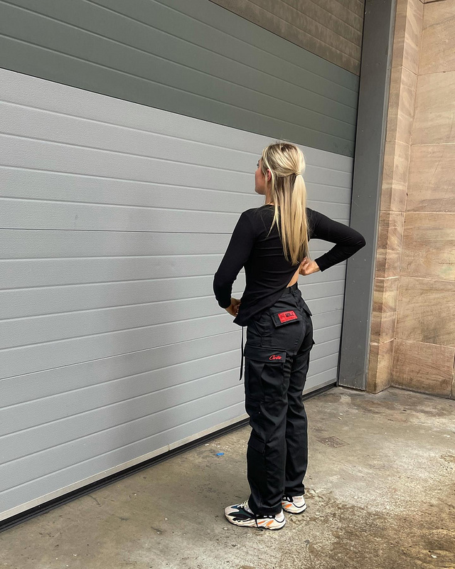 280¥  Corteiz black n with red logo cargos | Yupoo - Image 23