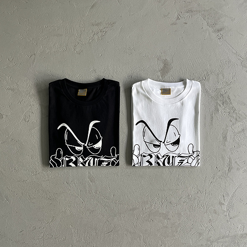 75¥ cartoon eyes t-shirt 