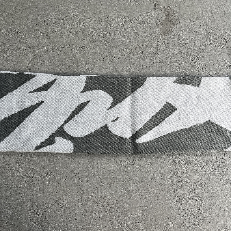 75¥ Grey and White Scarf-wraps | Yupoo - Image 4